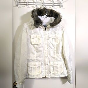 Nori white winter puffer jacket